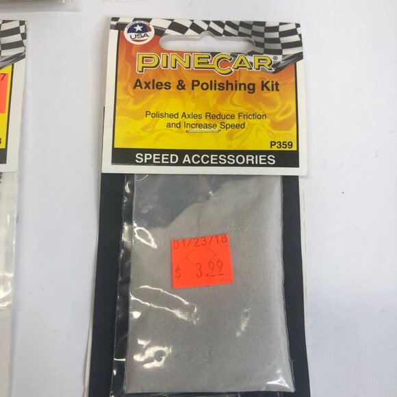 PineCar Derby Car‎ Decals, Axles Polishing Kit, Sand Paper, Glue & Racer Weights - Picture 4 of 14